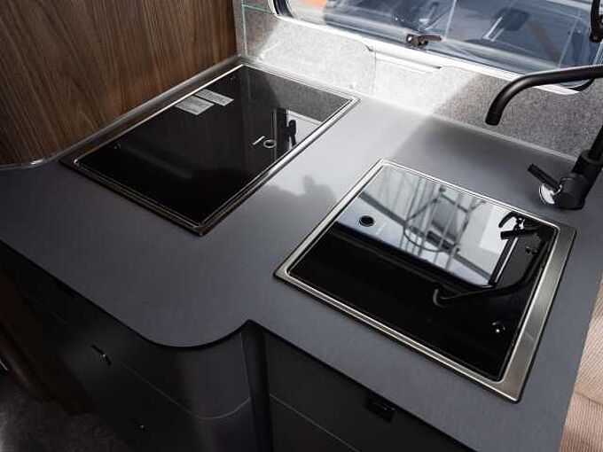Eura Mobil Profila T 726EF Comfort-Level MESSEPREIS