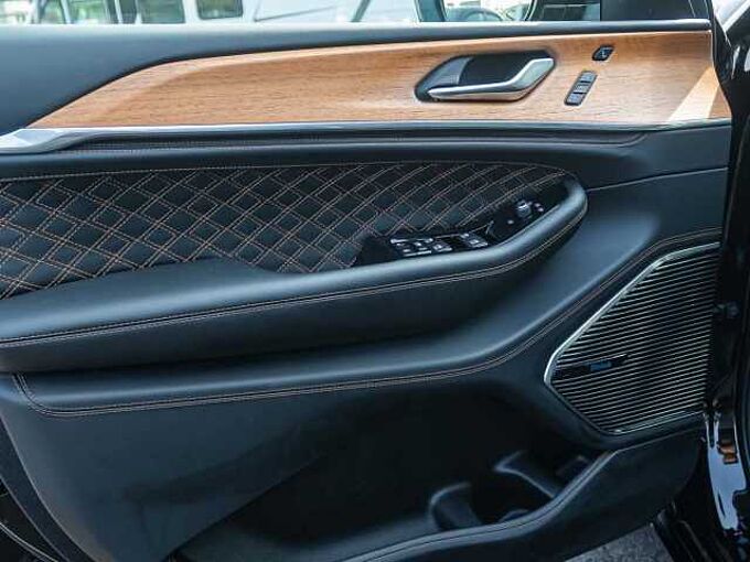 Jeep Grand Cherokee 4xe Summit Reserve MY23