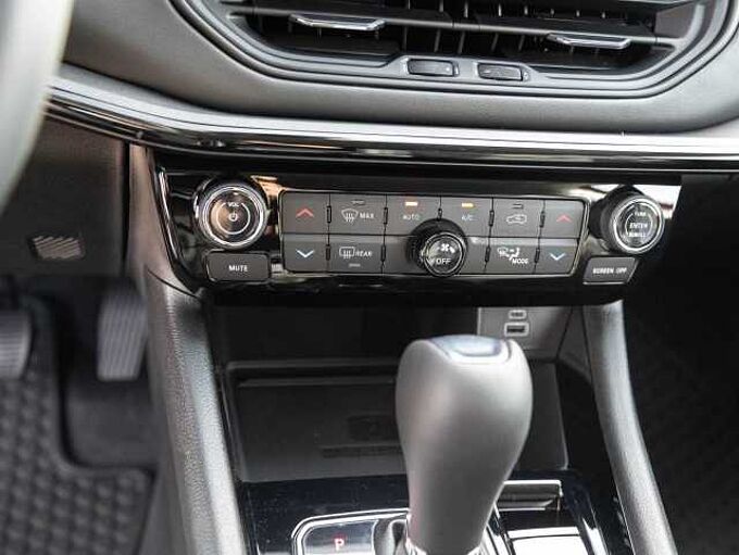 Jeep Compass e-Hybrid MY23 S 1.5 T4 48V Alpine Sound