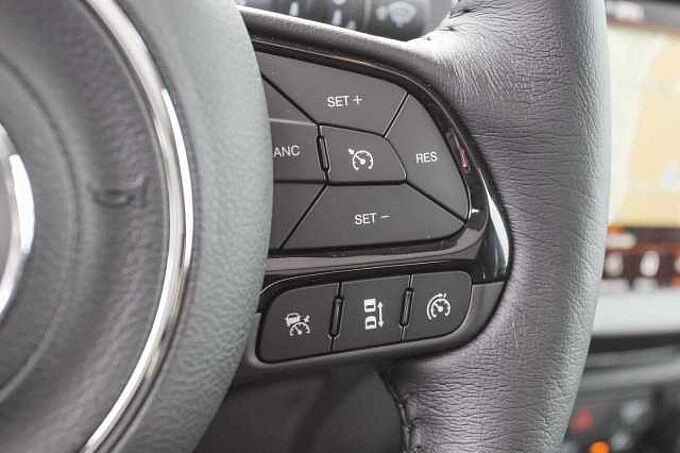 Jeep Renegade 1.3 T-GDI Limited Panorama/Kenwood