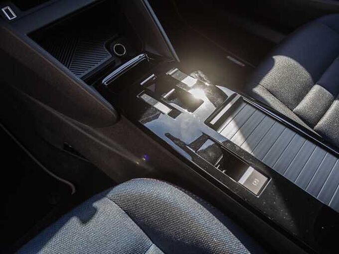 Citroen C4 Hybrid 145 COLLECTION Winterpaket