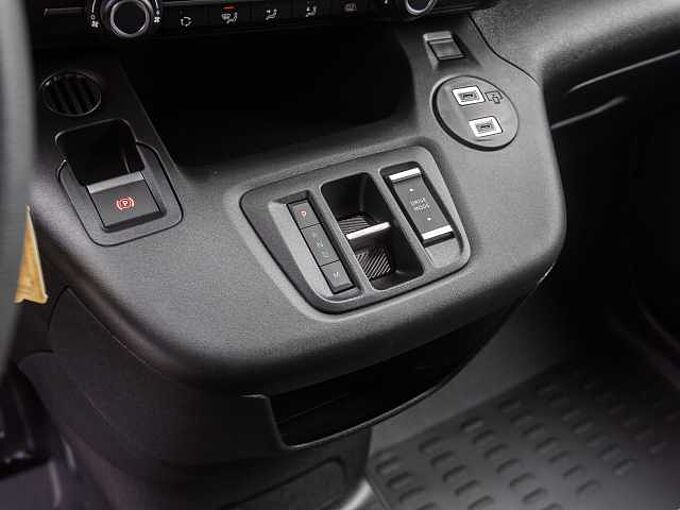 Citroen Berlingo Kastenwagen XL Diesel 130 Automatik