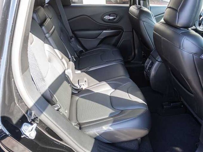 Jeep Cherokee 2.2  Allrad Limited