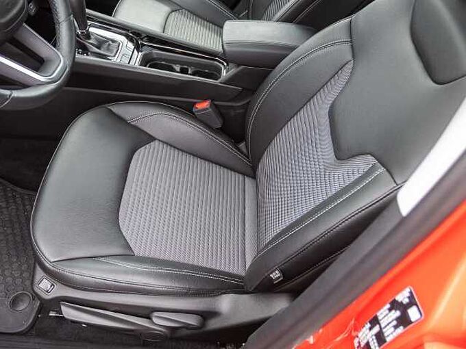 Jeep Compass 1.5 48V e-Hybrid Altitude Winterpaket