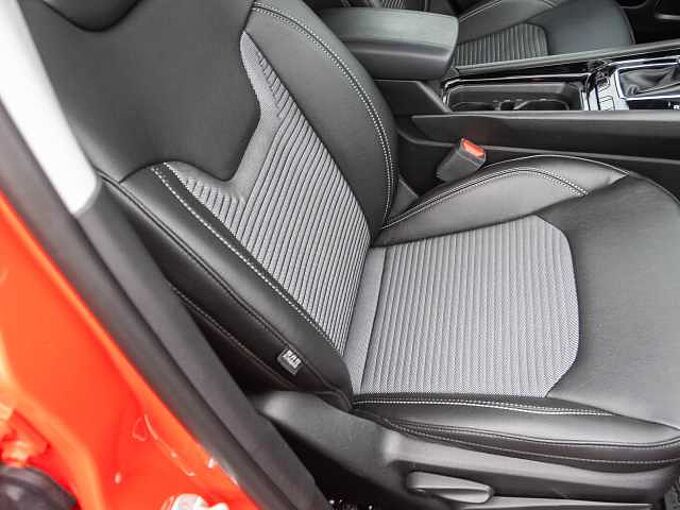 Jeep Compass 1.5 48V e-Hybrid Altitude Winterpaket
