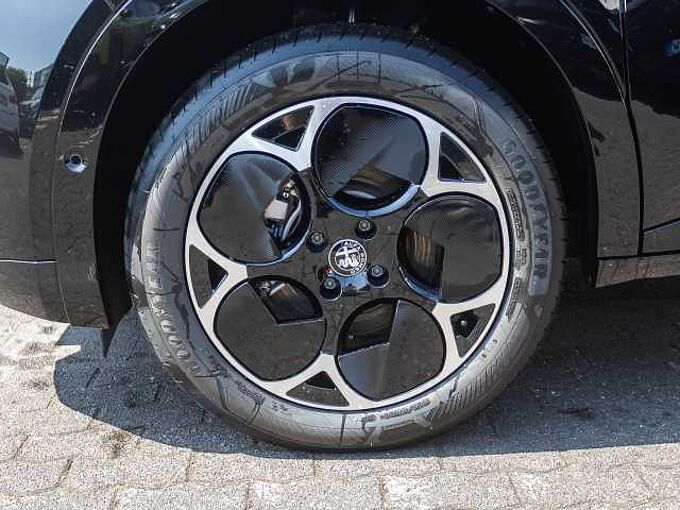 Alfa Romeo Junior 1.2 VGT Ibrida Ti