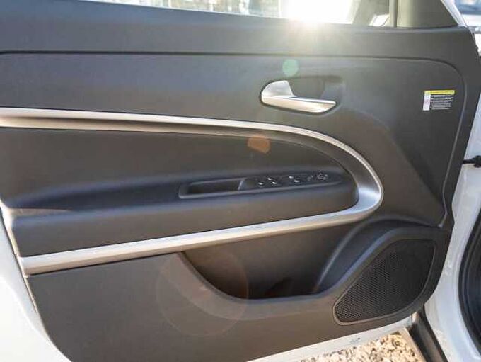 Jeep Avenger 1.2 Altitude Winter Paket