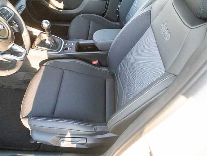 Jeep Avenger 1.2 Altitude Winter Paket