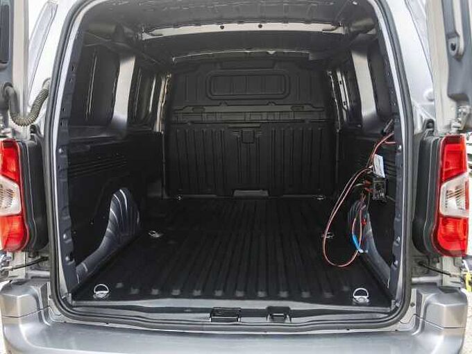 Peugeot Partner 1.6 BlueHDi 100 L2  Premium