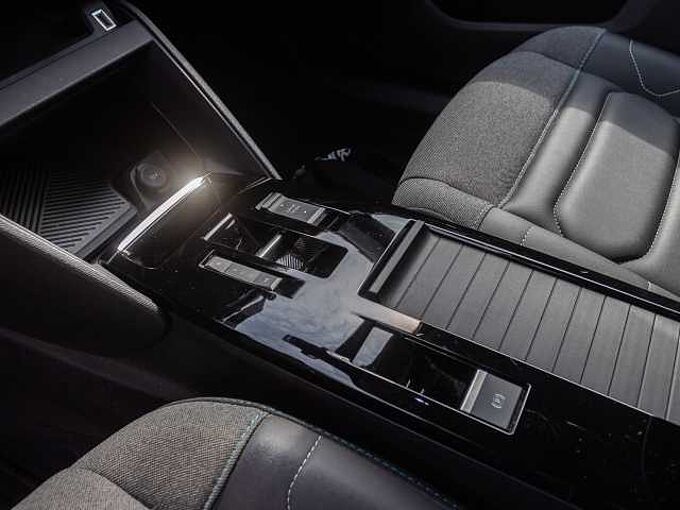 Citroen C4 PureTech 130 Stop&Start EAT8 MAX