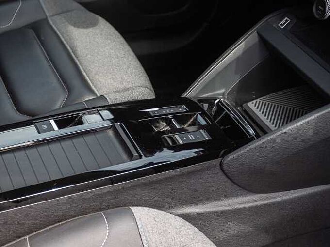 Citroen C4 PureTech 130 Stop&Start EAT8 MAX