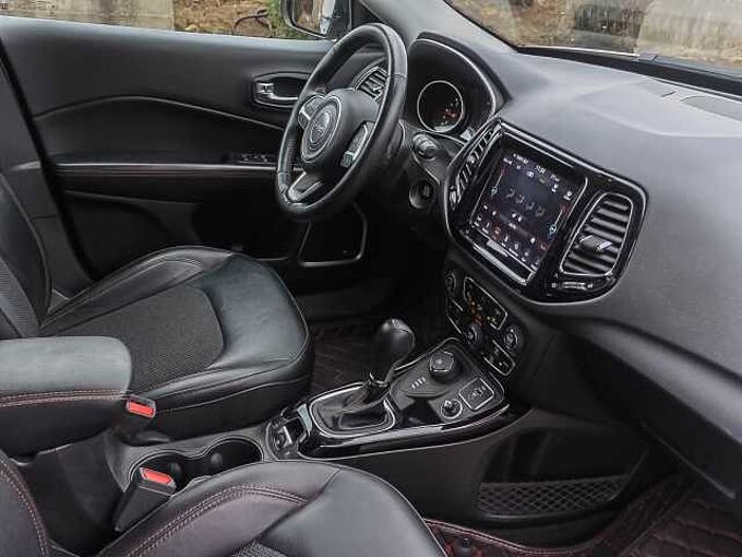 Jeep Compass 2.0 Limited 4x4 AT Park-Paket