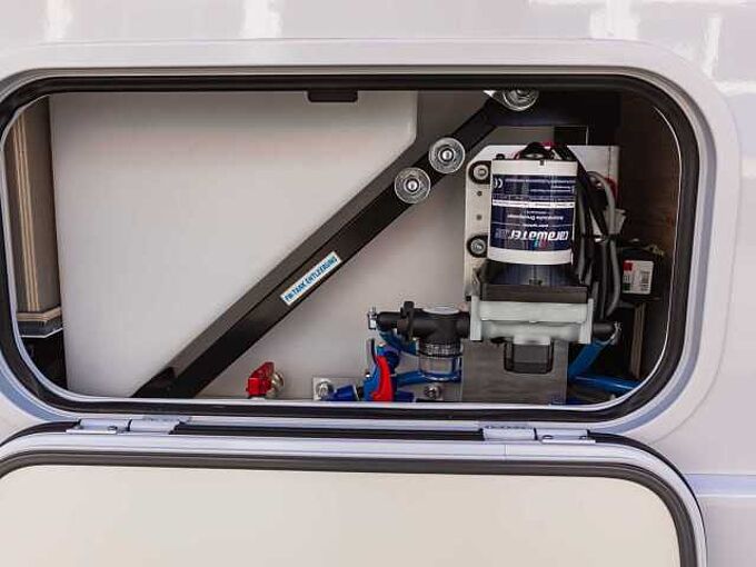 Eura Mobil Profila T 720 EB/EF 'ONYX' MESSEPREIS