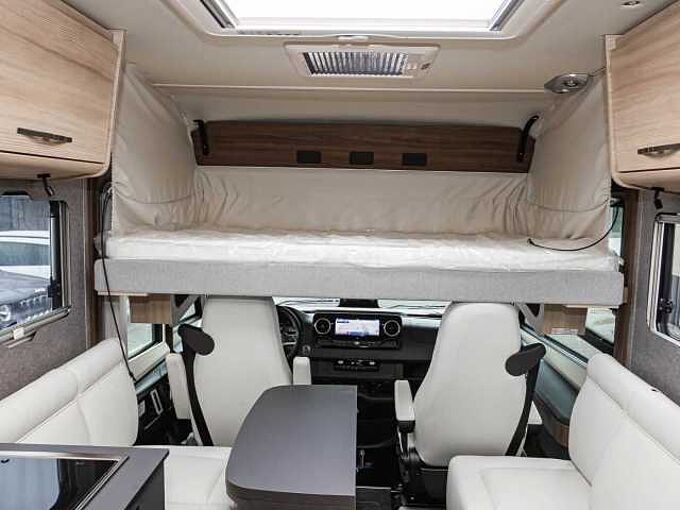 Eura Mobil Integra Line GT - Mercedes IL726QF BLACKLINE