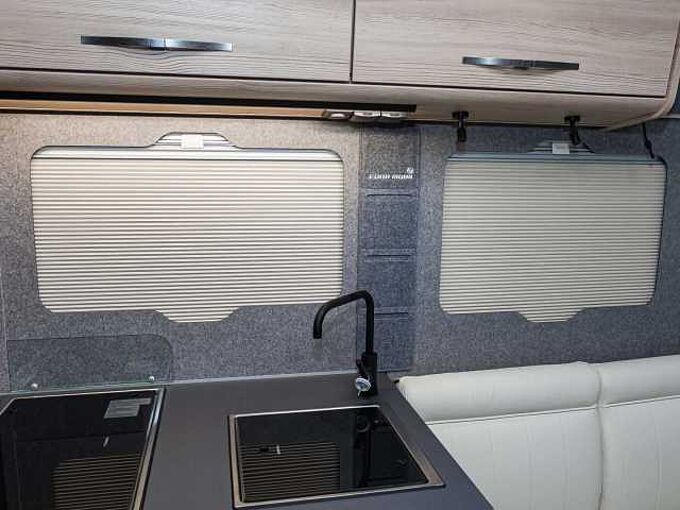 Eura Mobil Integra Line GT - Mercedes IL726QF BLACKLINE