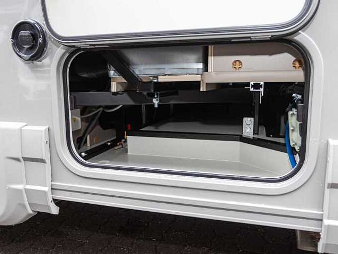 Eura Mobil Integra Line GT - Mercedes IL726QF BLACKLINE