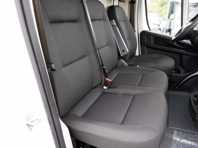 Citroen Jumper Kastenwagen L3H2 3,5t 2.2 180AT MAX Paket