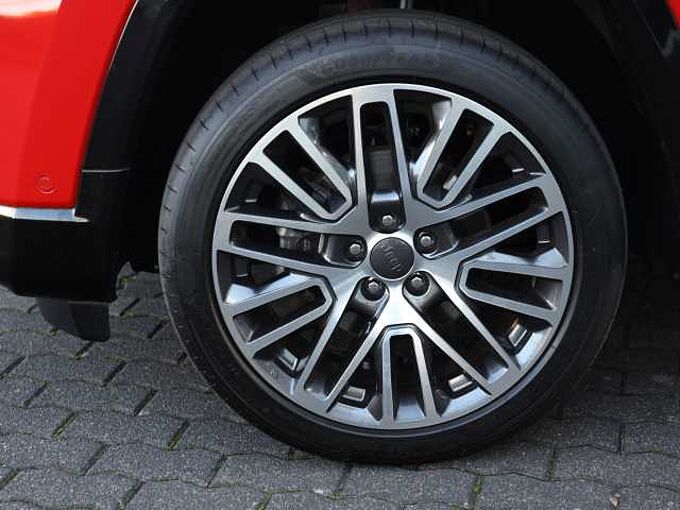 Jeep Compass 1.5  e-Hybrid Summit Panorama