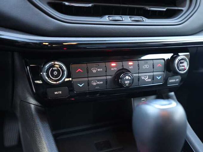 Jeep Compass 1.5  e-Hybrid Summit Panorama