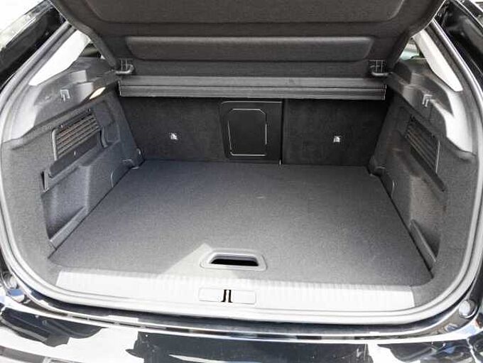 Citroen C4 PureTech 130 EAT8 MAX Techno-Paket