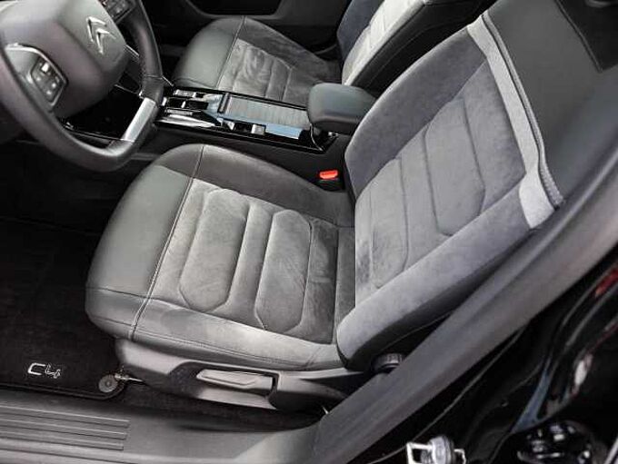 Citroen C4 PureTech 130 EAT8 MAX Techno-Paket