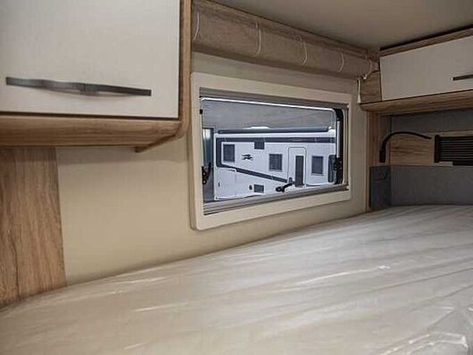 Eura Mobil XTURA 686 EF 4x4 11/26